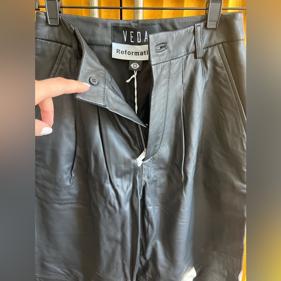 Reformation pants size 2 - Picture 3 of 9